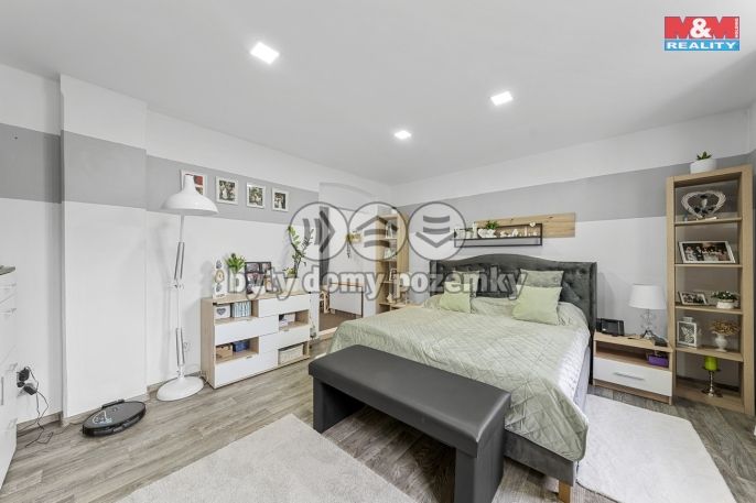 Prodej, Byt 4+1, Děčín