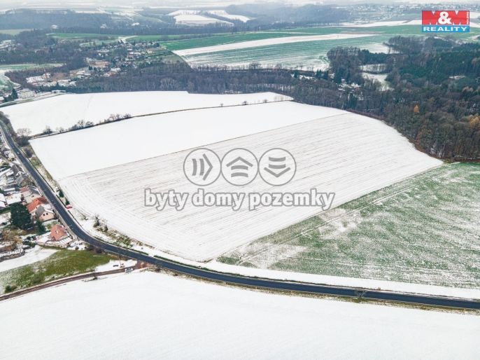 Prodej, Pole, Studnice