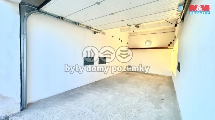 Prodej, Garáž, Hradec Králové