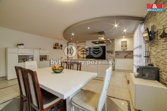 Prodej, Rodinný dům, Planá