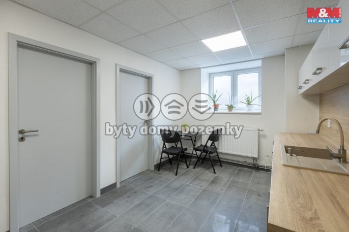 Pronájem, Obchodní objekt, Louny