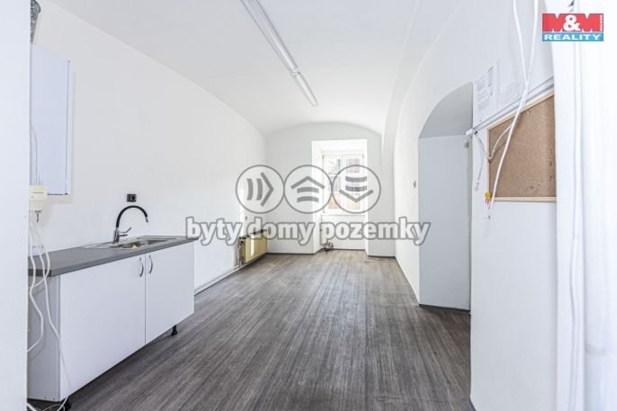 Pronájem, Obchod a služby, Kolín