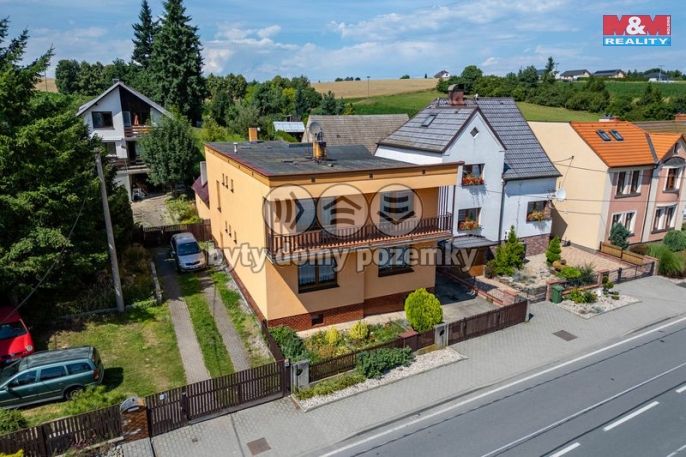 Prodej, Obchod a služby, Píšť