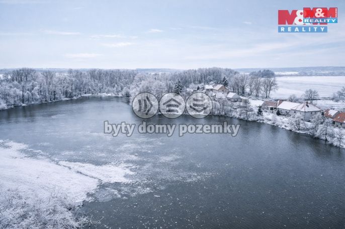 Prodej, Vodní plocha, Svojšice