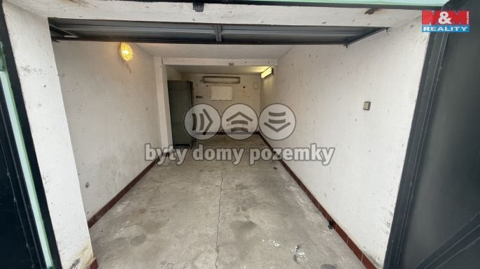 Pronájem, Garáž, Chropyně