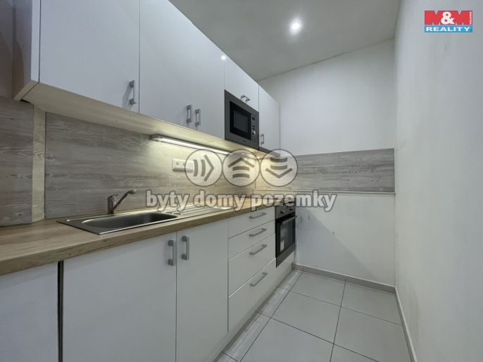 Pronájem, Byt 1+kk, Praha