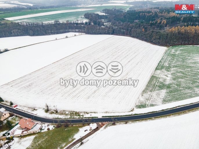 Prodej, Pole, Studnice