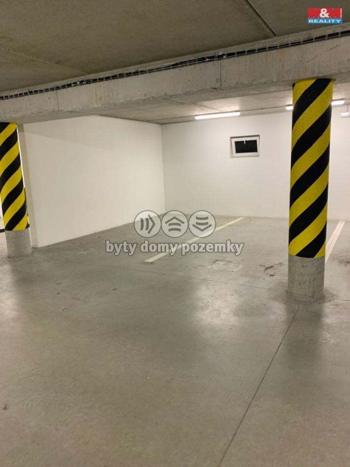 Pronájem, Garážové stání, Plzeň