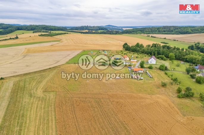 Prodej, Pozemek k bydlení, Lužany