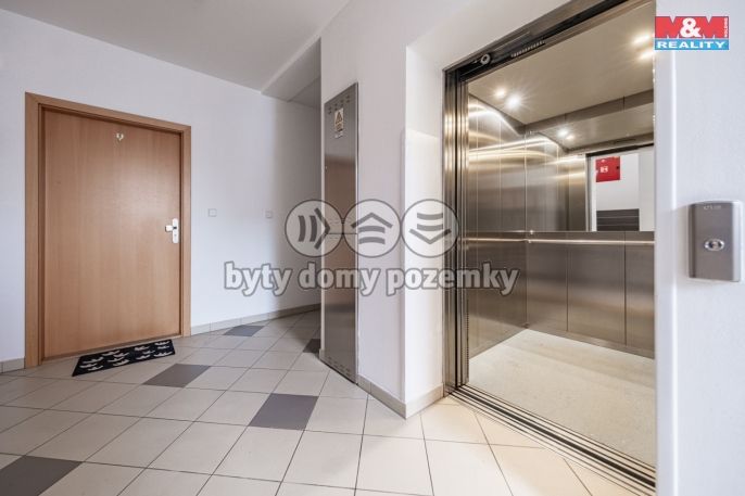 Prodej, Byt 2+kk, Nymburk