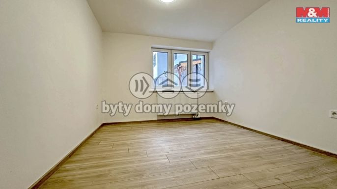 Pronájem, Byt 3+kk, Semčice