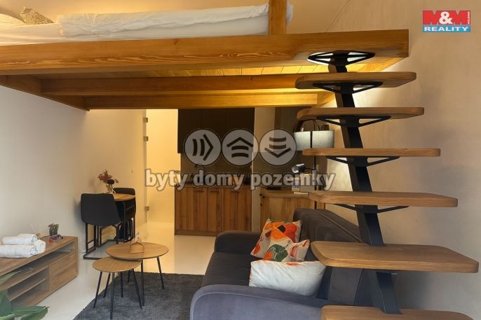 Pronájem, Byt 1+kk, Praha