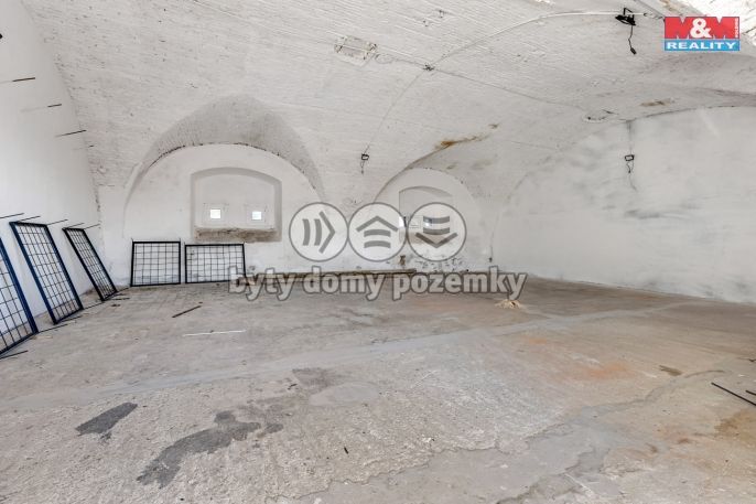 Pronájem, Sklad, Skuhrov