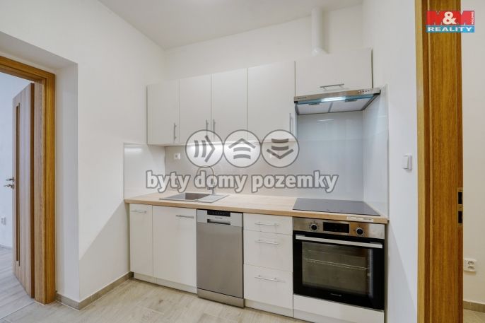 Pronájem, Byt 1+1, Plzeň