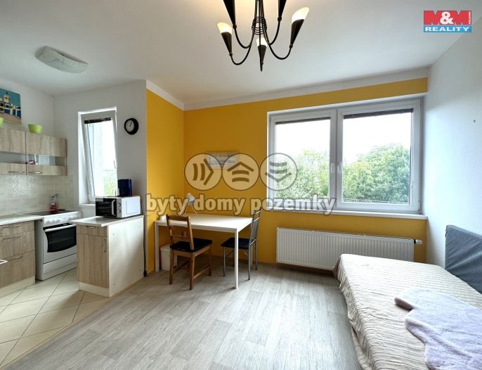 Pronájem, Byt 1+kk, Praha