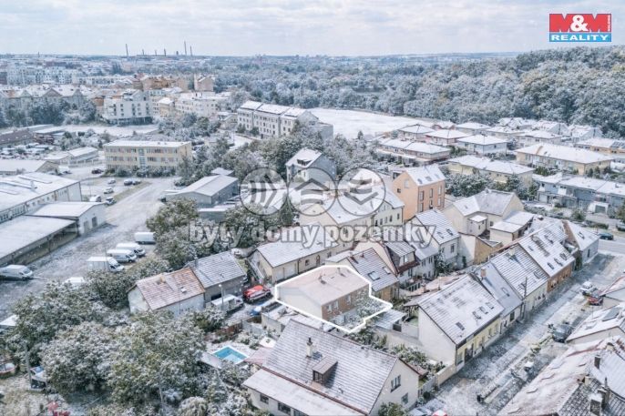 Prodej, Rodinný dům, 183 m², Plzeň, V Lužánkách