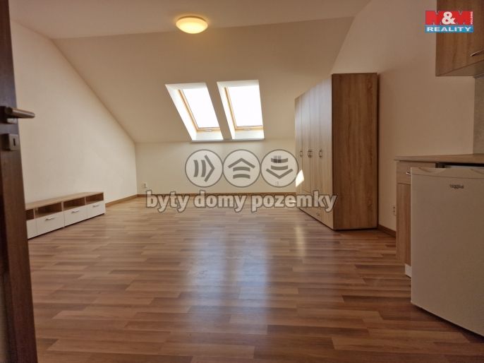 Pronájem, Byt 1+kk, Brno