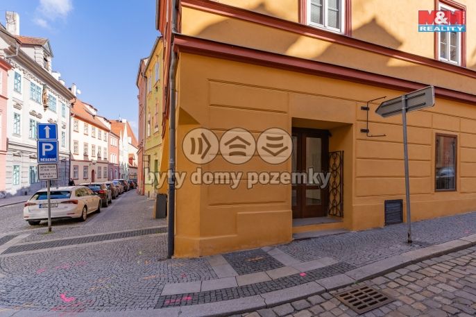 Pronájem, Obchod a služby, Cheb