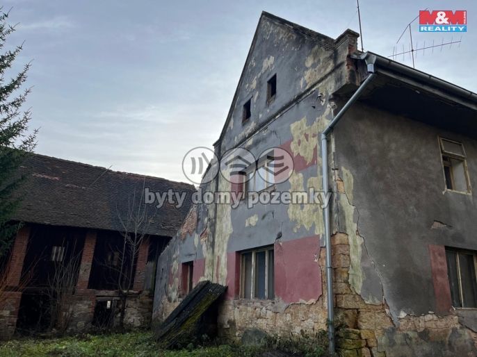 Prodej, Zemědělská usedlost, Pnětluky