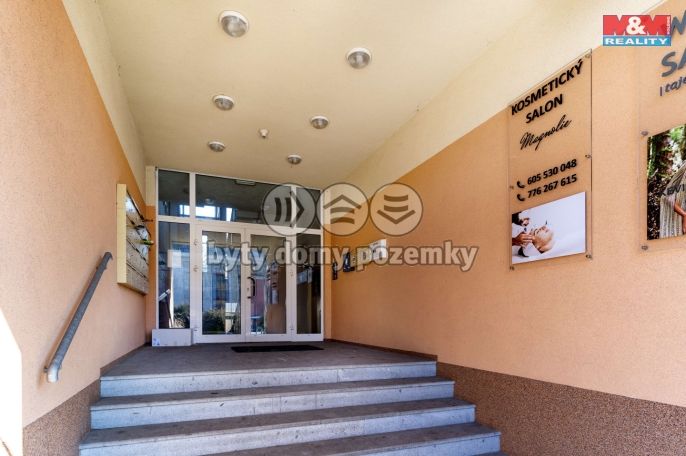 Pronájem, Obchod a služby, Náchod