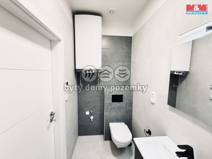 Pronájem, Byt 1+kk, Praha