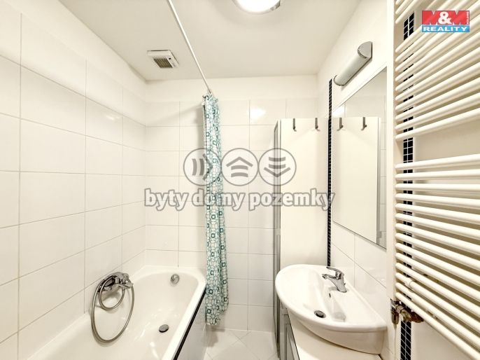 Pronájem, Byt 1+kk, Praha