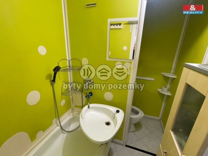 Pronájem, Byt 1+1, Děčín