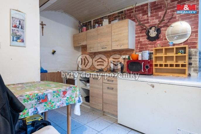 Prodej, Nájemní dům, Husinec