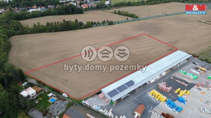 Prodej, Pole, Úvaly
