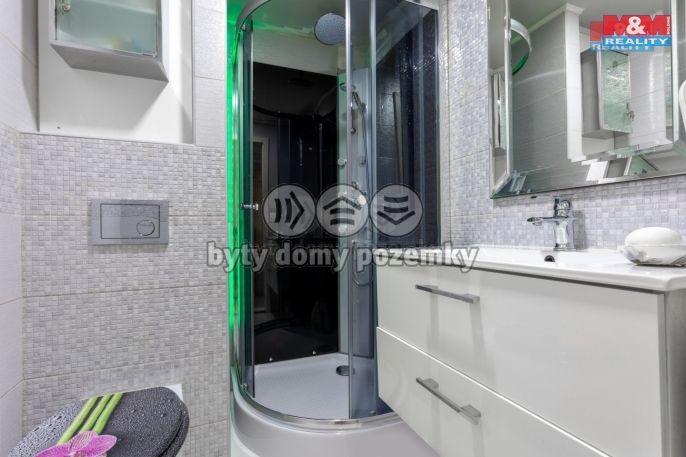 Pronájem, Byt 1+1, Klášterec nad Ohří