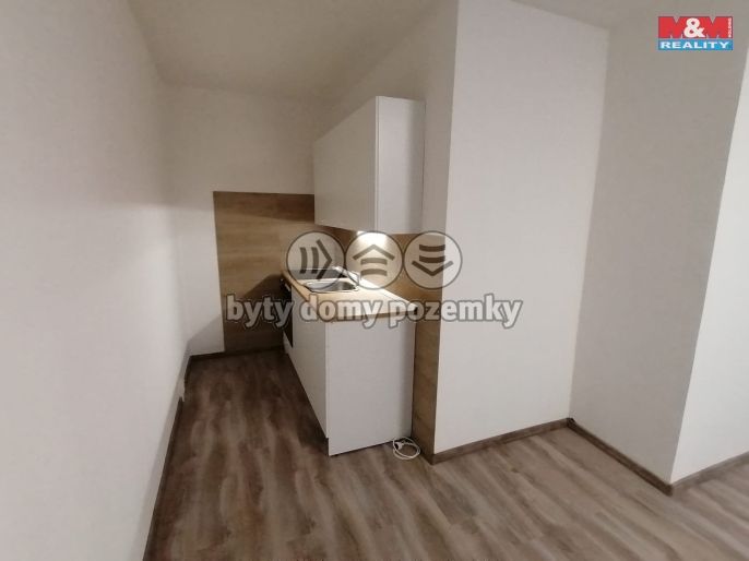 Pronájem, Byt 1+kk, Ústí nad Labem