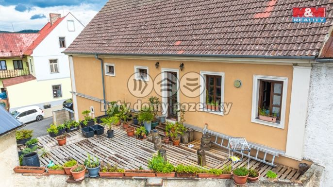 Prodej, Nájemní dům, Kravaře