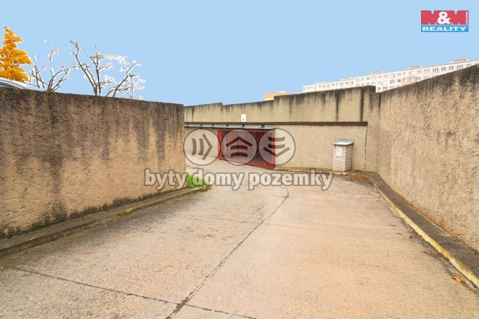 Prodej, Garáž, Most