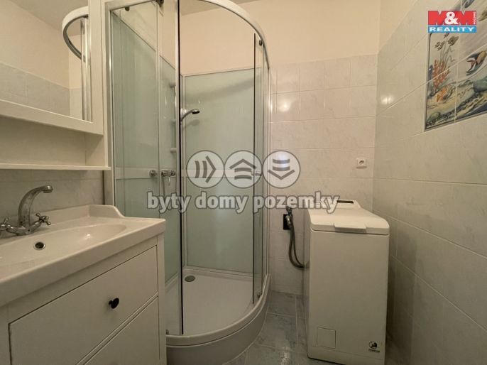 Prodej, Byt 3+1, Roztoky