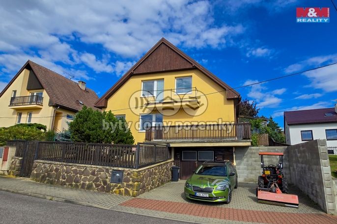 Pronájem, Byt 1+kk, Dolní Bousov