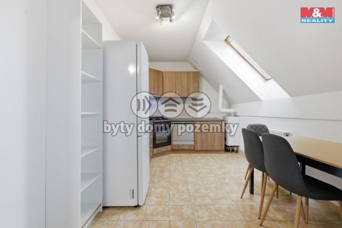 Pronájem, Byt 2+1, Nupaky