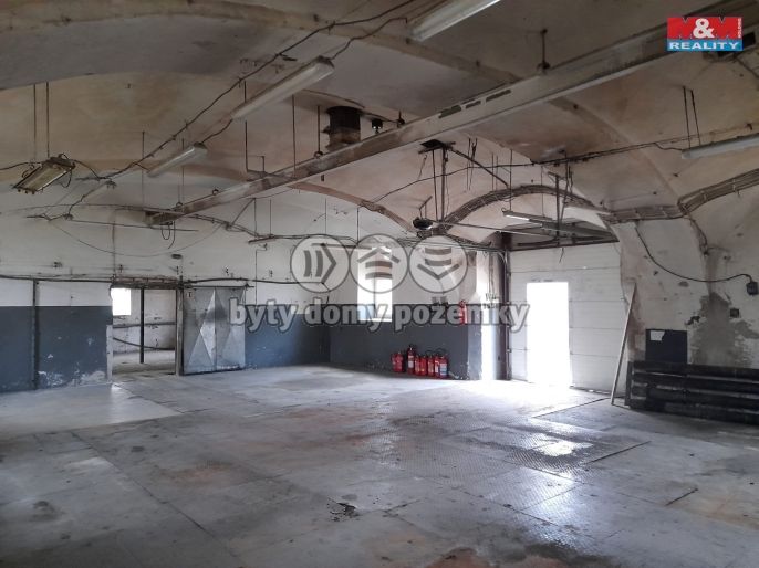 Pronájem, Sklad, Lešná