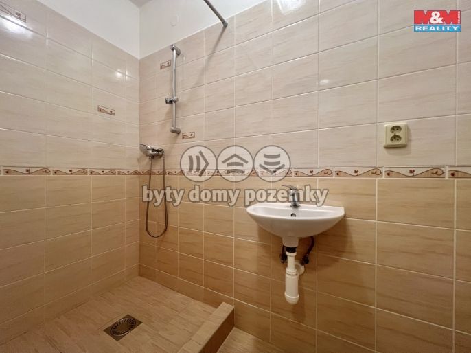 Pronájem, Byt 1+1, Jindřichův Hradec