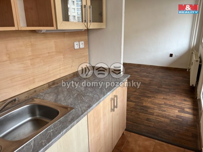 Pronájem, Byt 1+kk, Pardubice