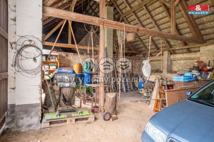 Prodej, Zemědělská usedlost, Dobev