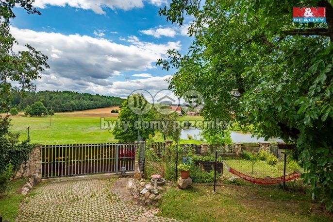 Prodej, Zemědělská usedlost, Dobev