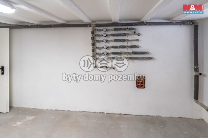 Prodej, Nájemní dům, Znojmo