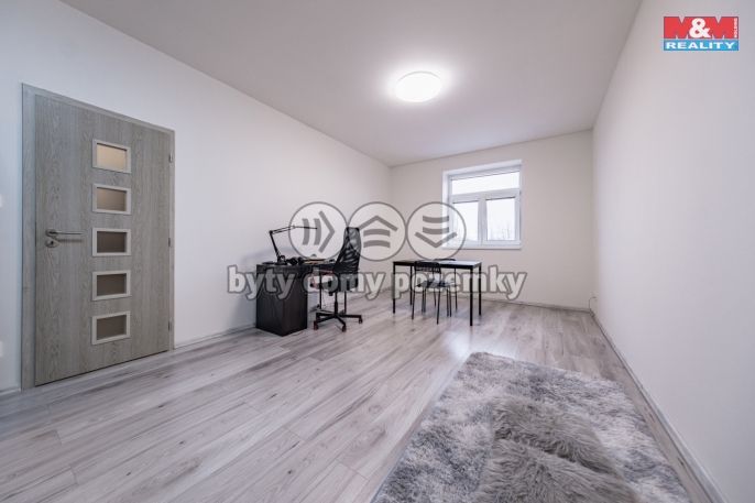 Prodej, Byt 1+kk, Milovice