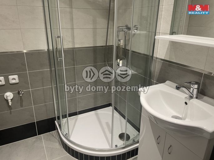 Pronájem, Byt 3+1, Hradec Králové