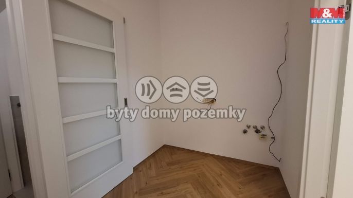 Pronájem, Obchod a služby, Rožnov pod Radhoštěm