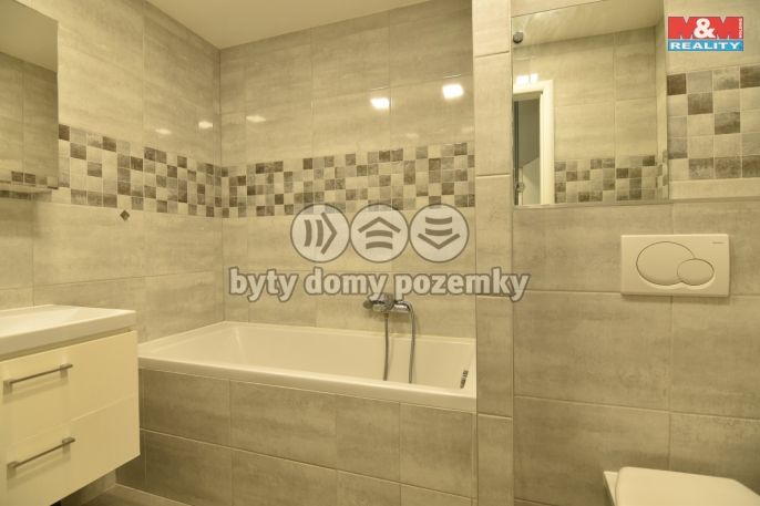 Pronájem, Byt 1+1, Hradec Králové