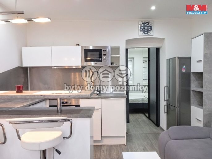 Pronájem, Byt 2+1, Karlovy Vary