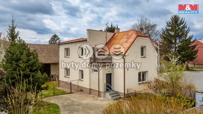 Pronájem, Byt 1+kk, Plazy