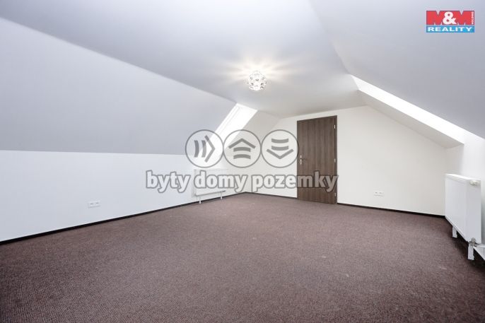 Prodej, Obchod a služby, Zvole