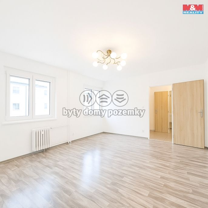 Pronájem, Byt 1+1, Ostrov